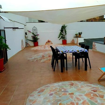 Dimora Storica A Canosa Di Puglia Luaran gambar